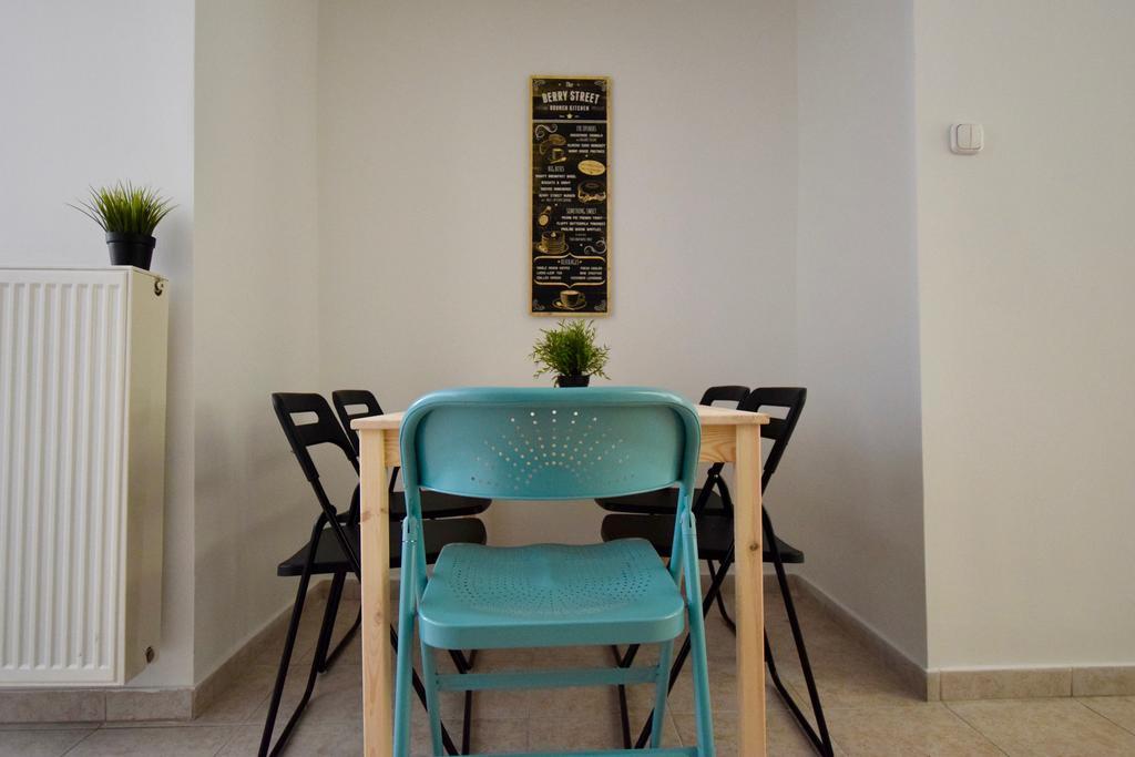 Budget Apartment By Hi5 - Akacfa 4 Budapest Exterior photo